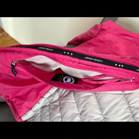 Canada Goose Pink Hooded Jacket - Picture 9 of 15
